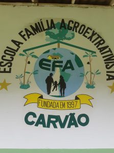 Logo da Escola Família Agroextrativista do Carvão