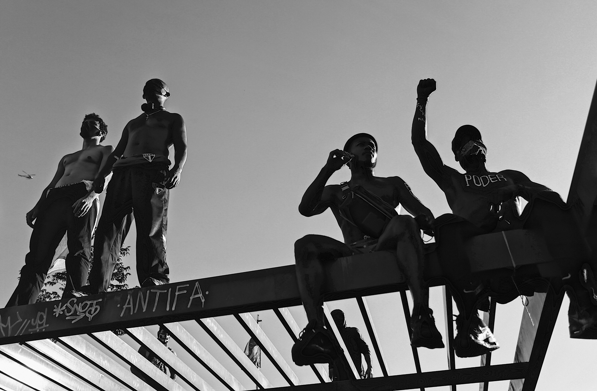 Homens protestam no ato Black Lives Matter em São Paulo - junho de 2020