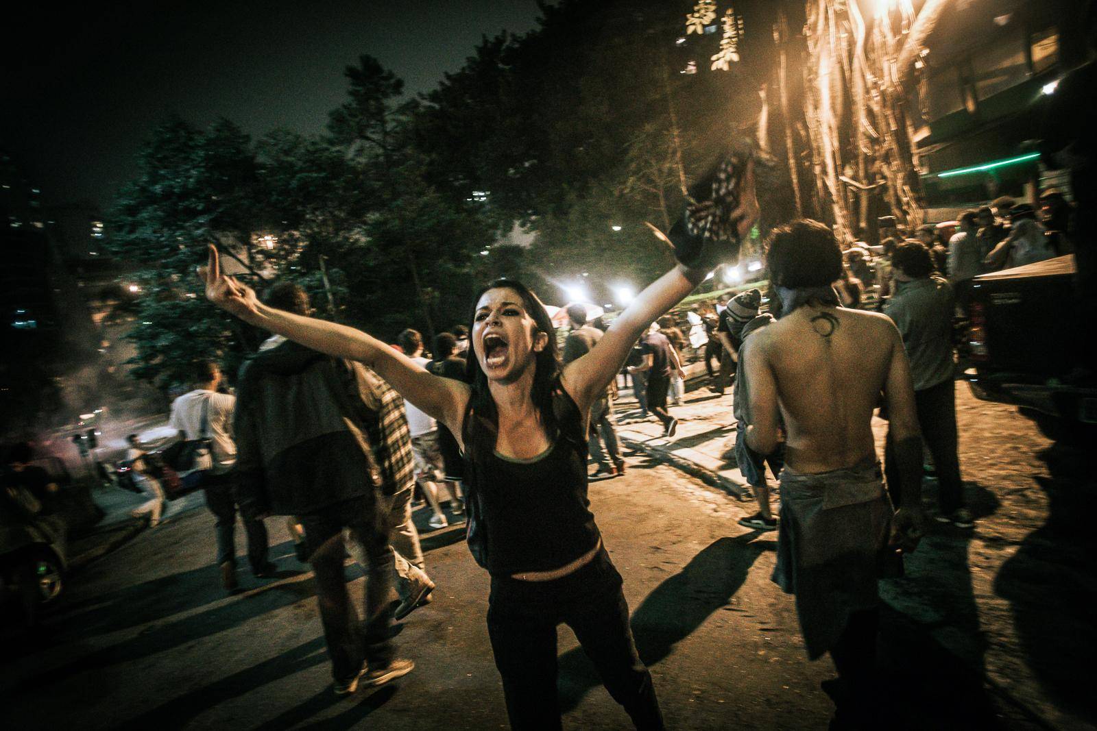 Manifestante no Centro de São Paulo (SP) durante junho de 2013 | Foto: Rafael Vilela